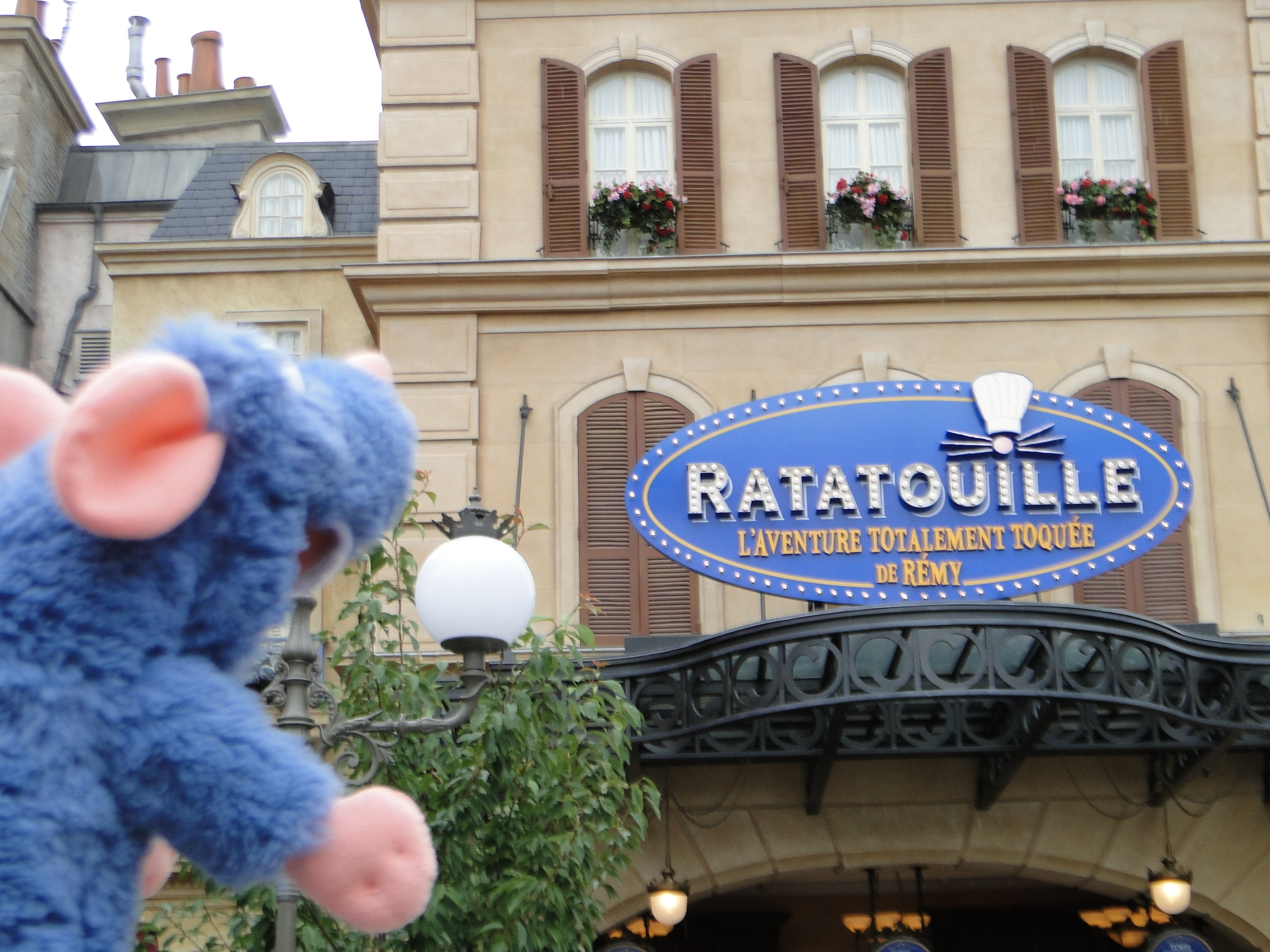 RATATOUILLE Attraction Disneyland Paris - Go with the Blog DSC01968
