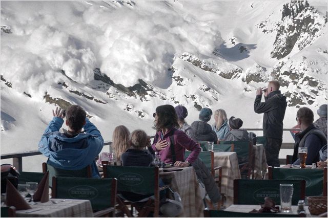SNOW THERAPY - image du film n°10 Force Majeure TURIST Suède - Go with the Blog