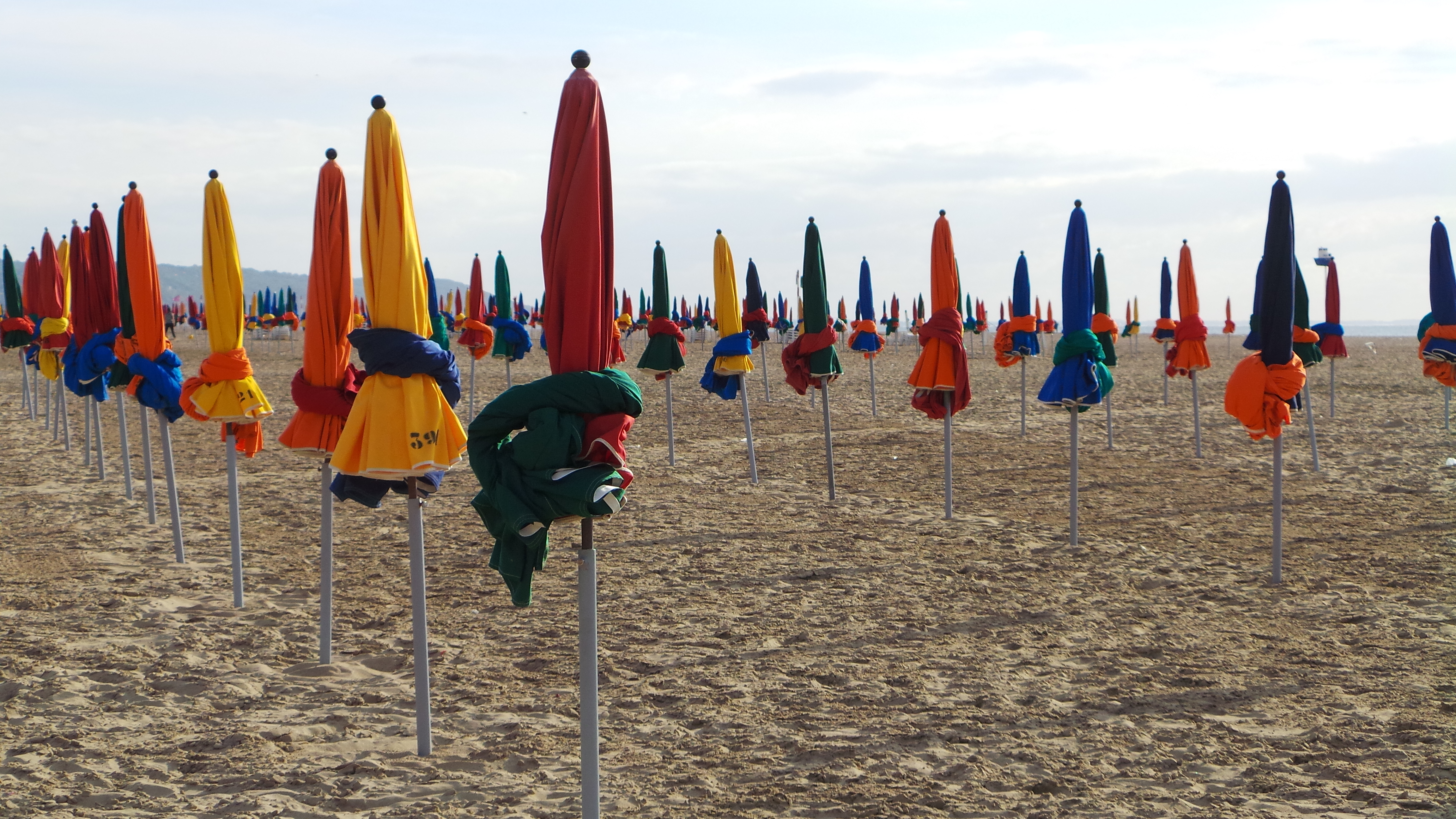 DEAUVILLE - visiter Deauville Plage Planches Luxe Normandie Normandy - copyright Go with the Blog 20160725_192950